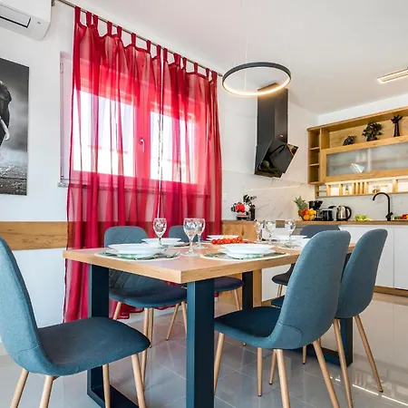3 Bedroom In * Jadrija