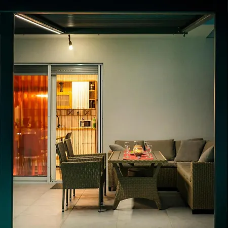 Holiday home 3 Bedroom Nice In *